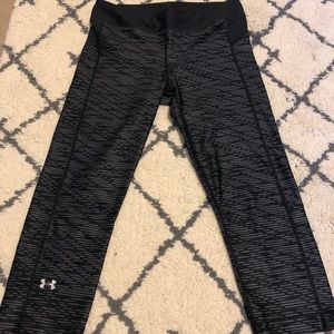 Under armour silky workout leggings size medium!